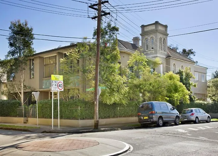 Cambridge Lodge Sydney